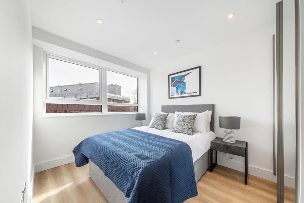 Bright Contemporary Studio In East Grinstead Buitenkant foto